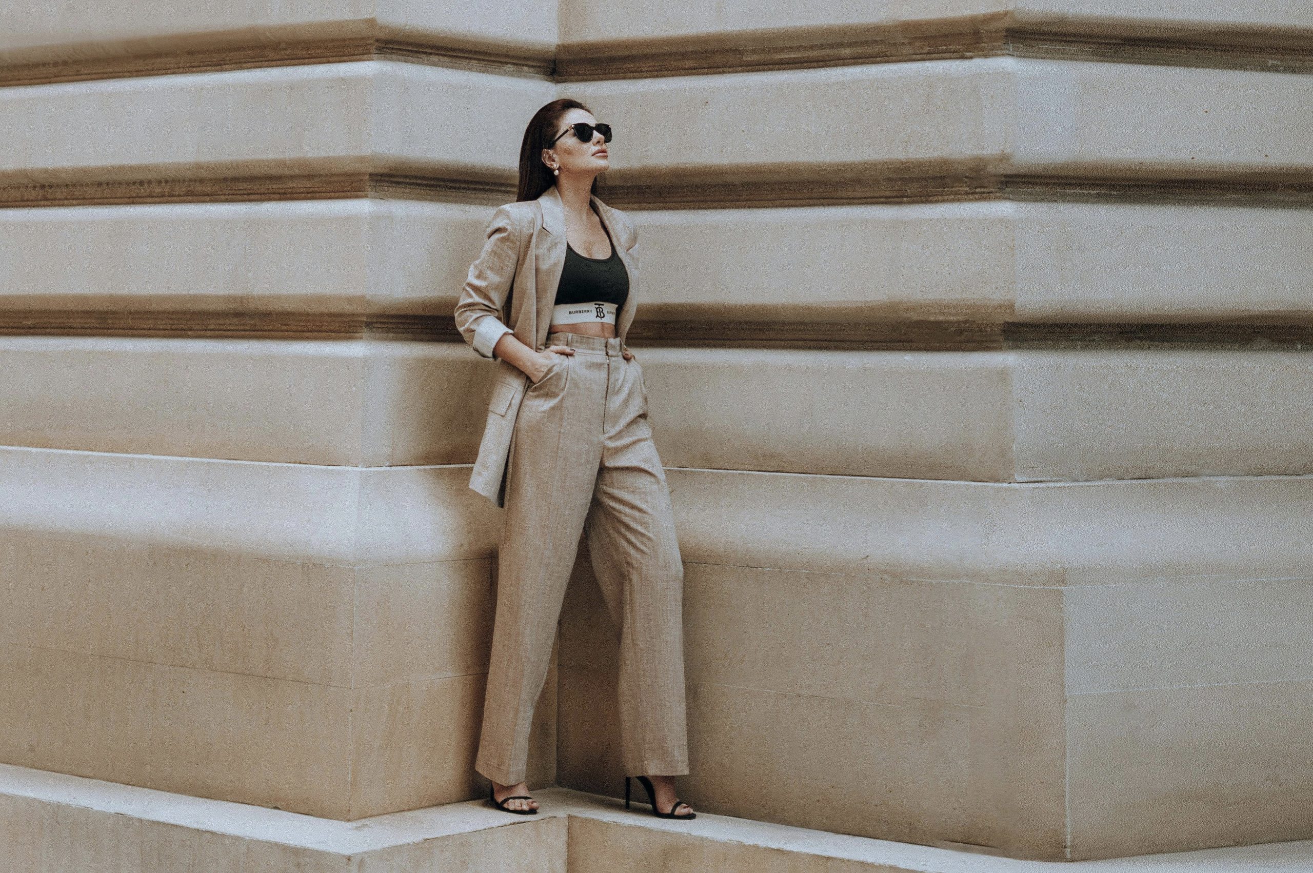 5 Ways to Stay Bold and Powerful Without Shrinking
