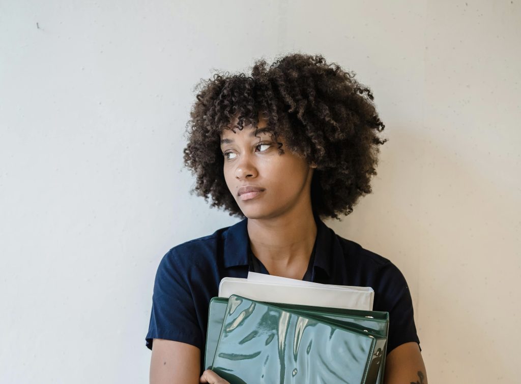My Boss is Getting on My Nerves and I’m About to Quiet Quit: What Should I Do?– Goal Accomplishment Made Easy